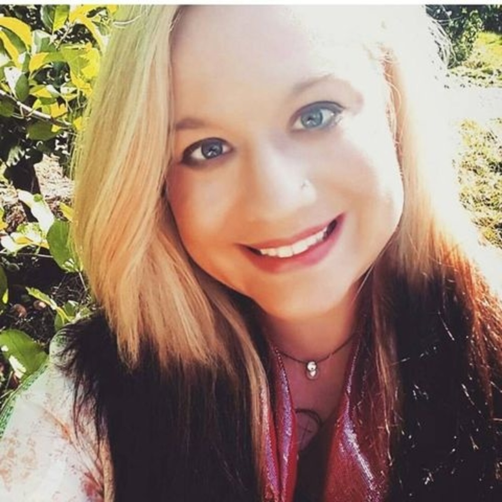Meet your Posher, Annie